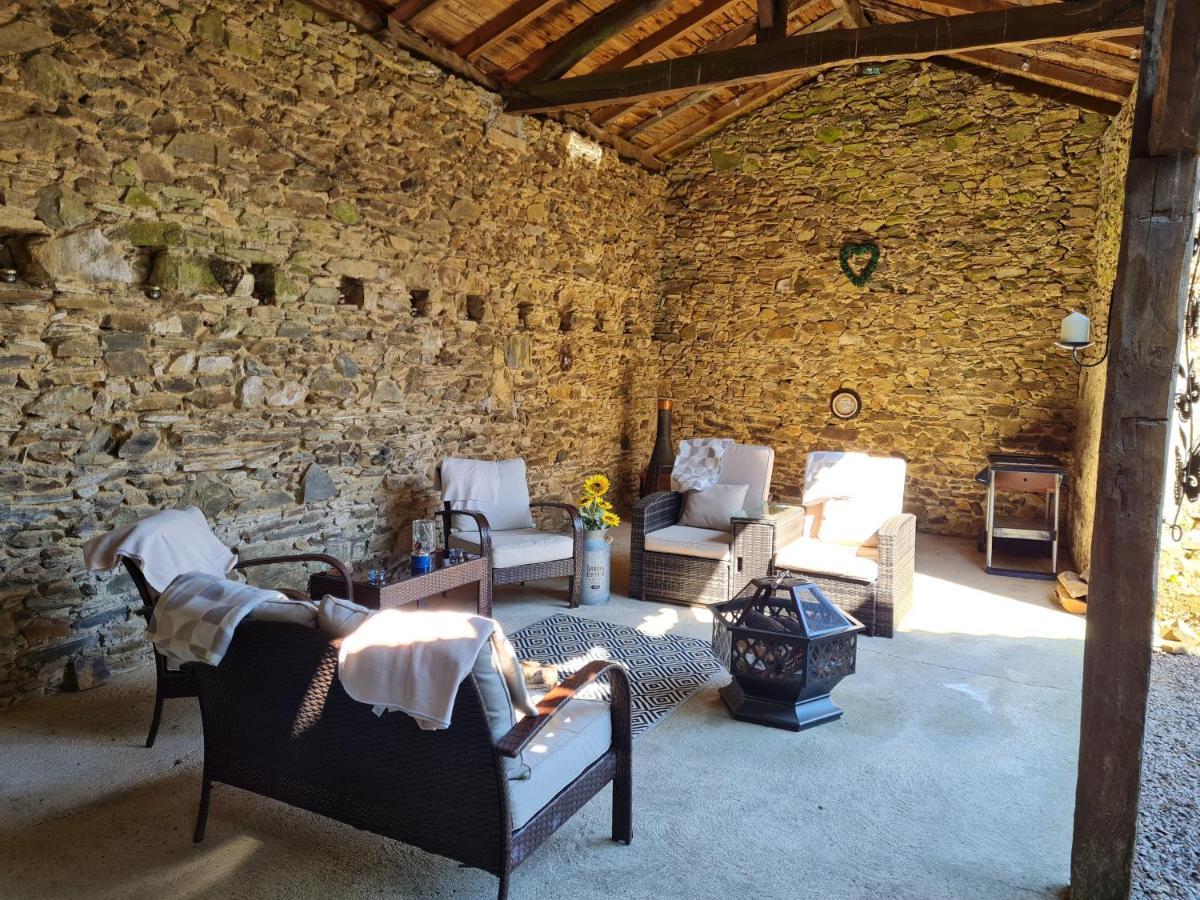 Fleur De Lys Bed & Breakfast Ansac-sur-Vienne ภายนอก รูปภาพ