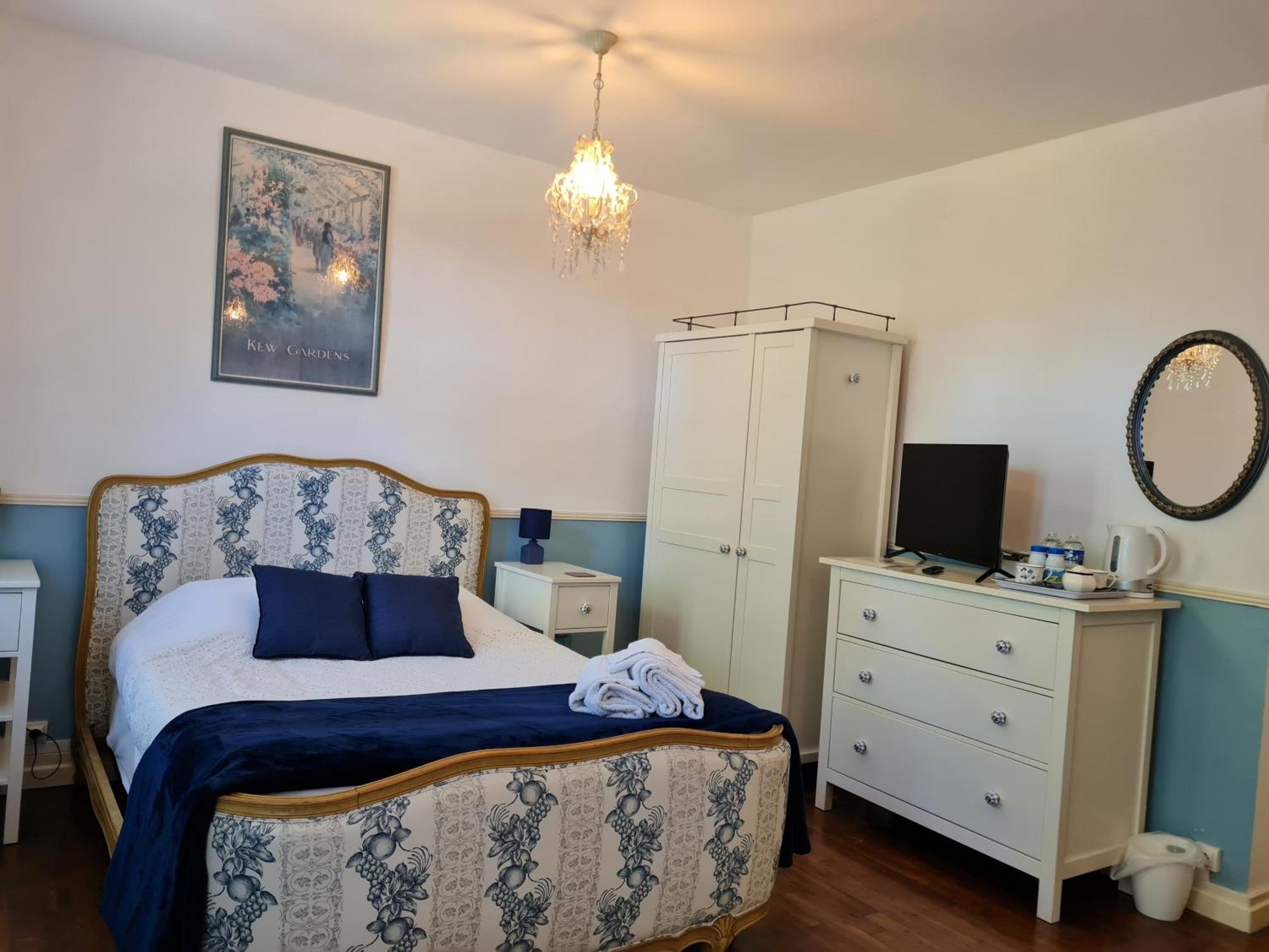 Fleur De Lys Bed & Breakfast Ansac-sur-Vienne ภายนอก รูปภาพ