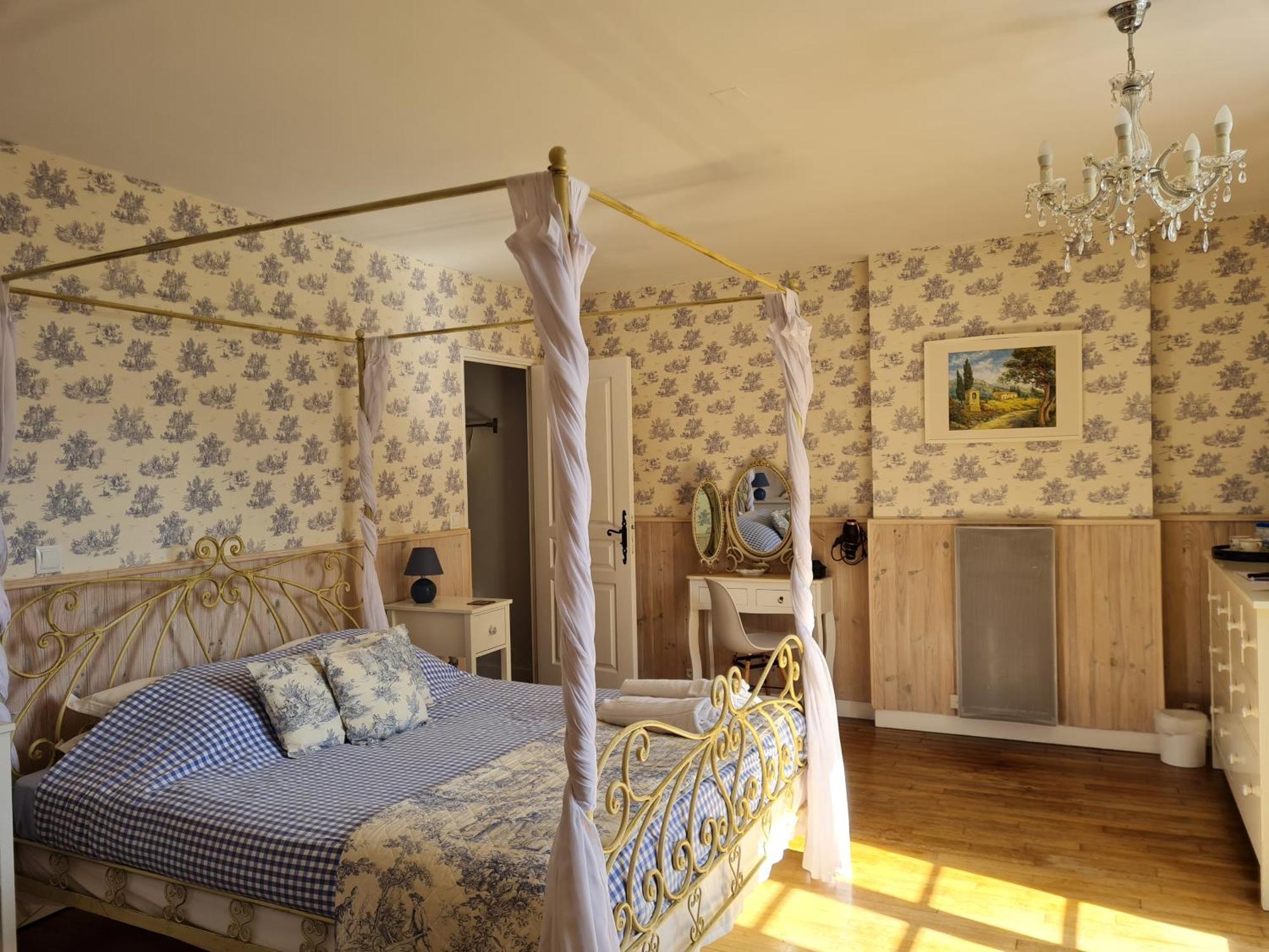 Fleur De Lys Bed & Breakfast Ansac-sur-Vienne ภายนอก รูปภาพ