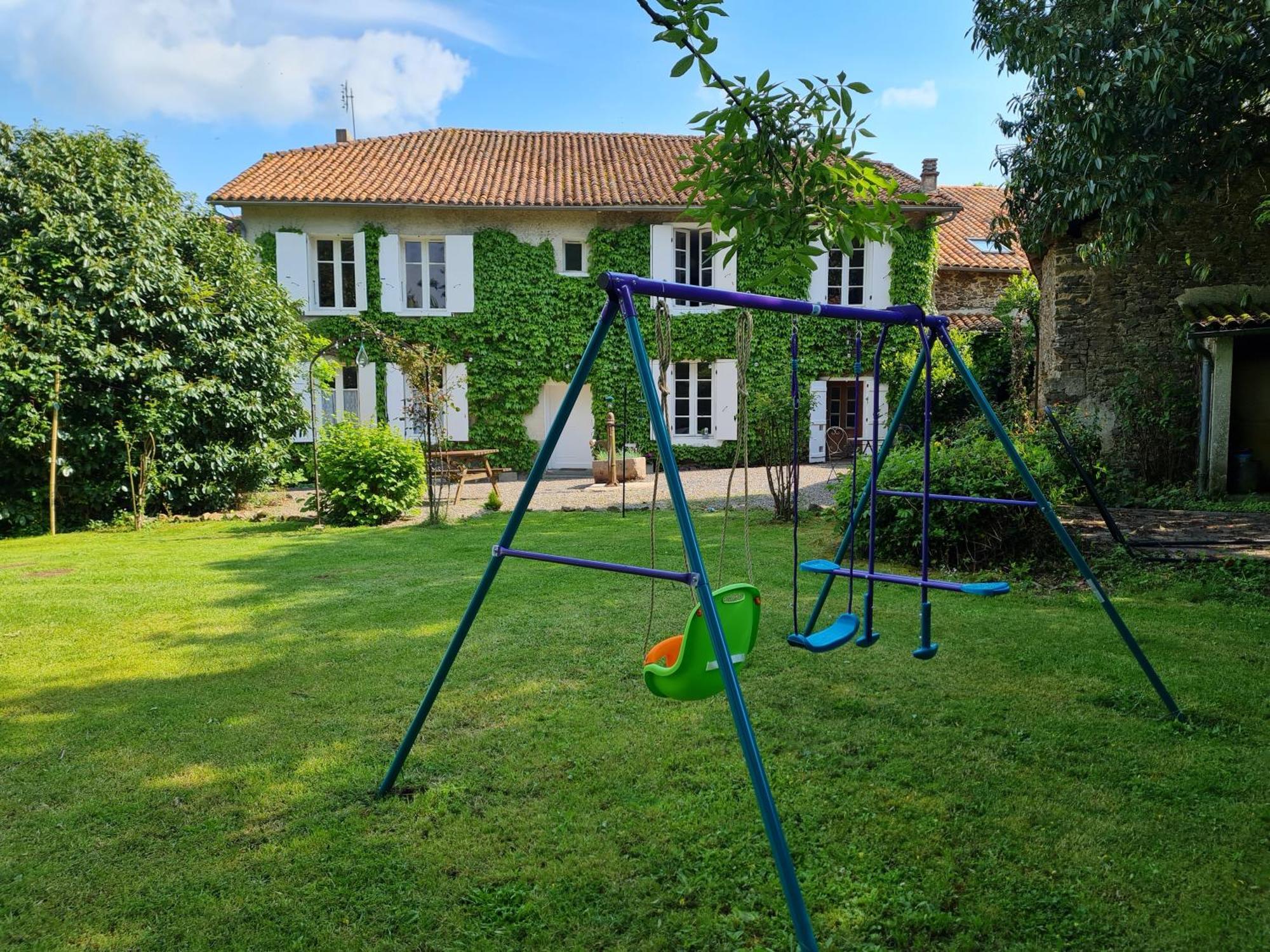 Fleur De Lys Bed & Breakfast Ansac-sur-Vienne ภายนอก รูปภาพ